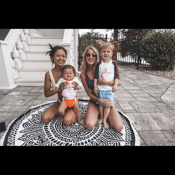 Meet your Posher, Hilary - Picture 1 of 1